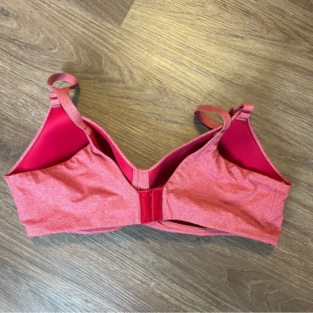 Torrid Red Dream Wire-free Wireless Comfort Bra 38D - Picture 3 of 5